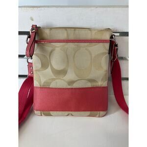 COACH SMALL TAN, PINK SIGNATURE CANVAS WOMENS CROSSBODY BAG